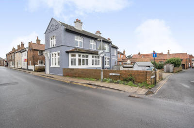 High Street, Cawood,