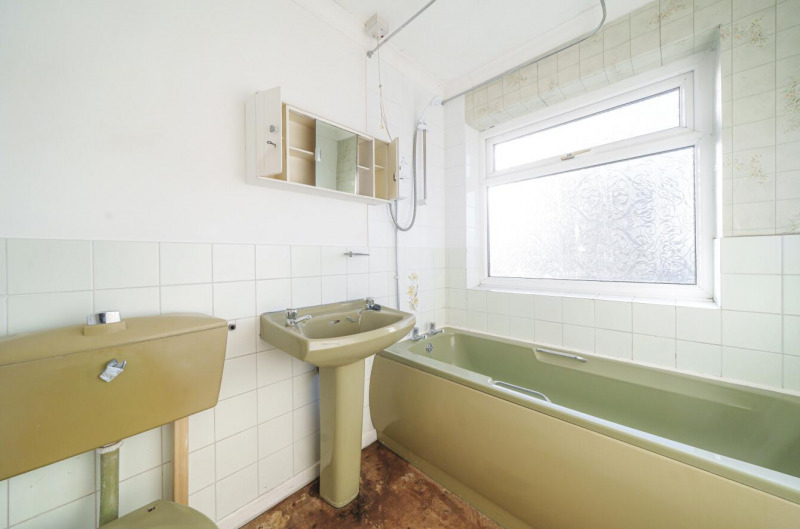 Image #3 for Lingcroft Close, Camblesforth, Selby