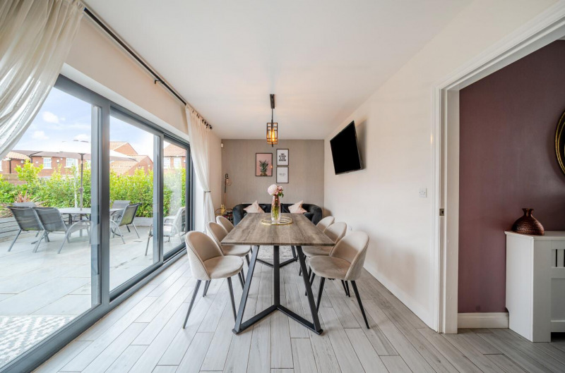 Property photo: Dining