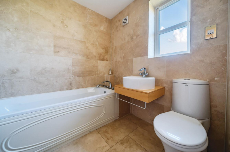 Property photo: 1267168 (17).jpg