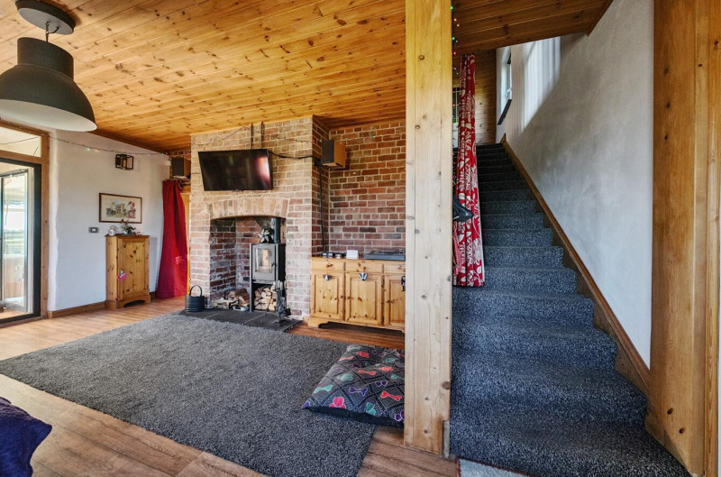 Property photo: 1289979-7-68276e920fb17-ARW..jpg