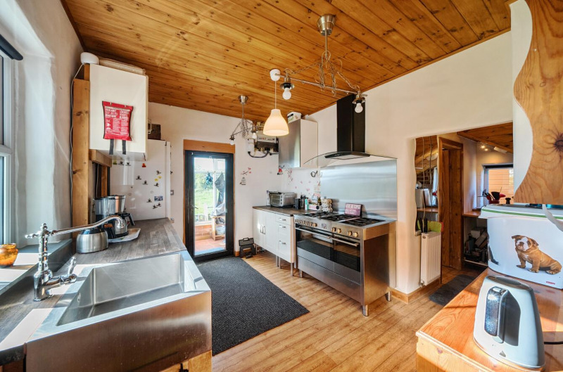 Property photo: 1289979-9-68276e9dbbec8-ARW..jpg
