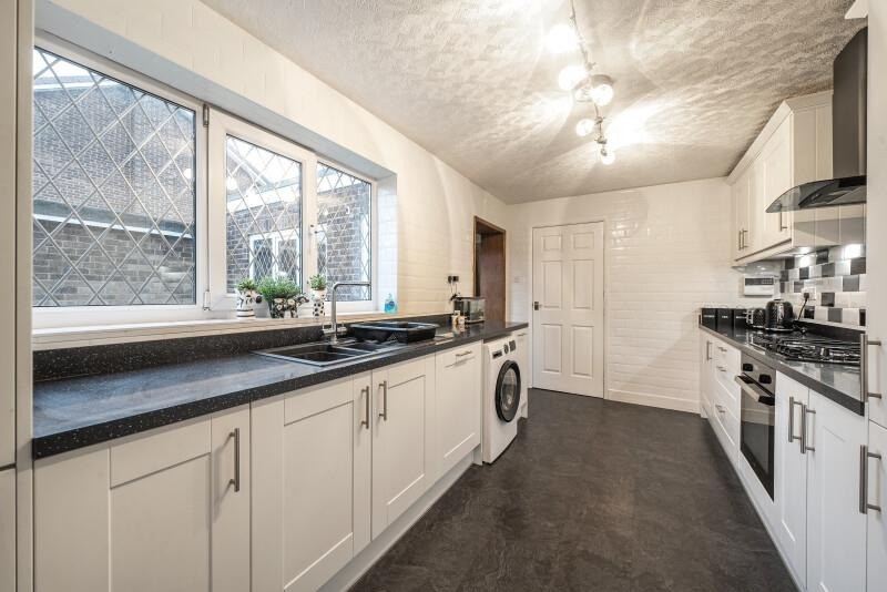 Image #6 for Stuart Grove, Thorpe Willoughby, Selby