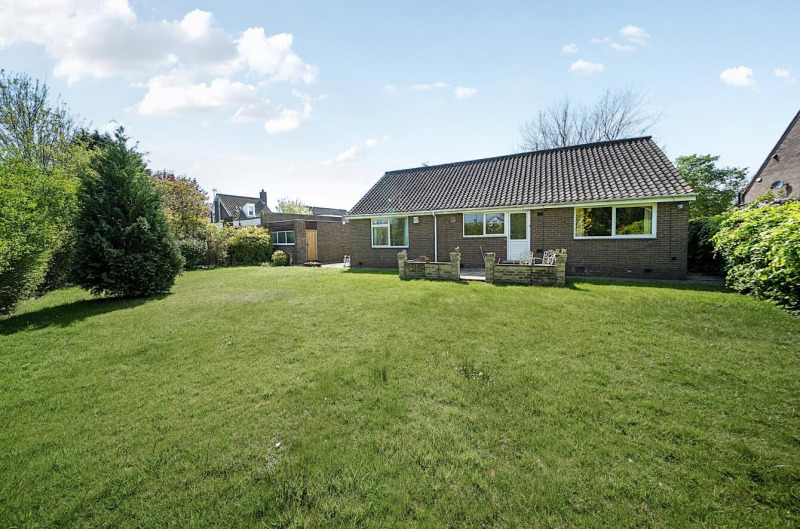 Main property photo: 1285125 (10).JPG