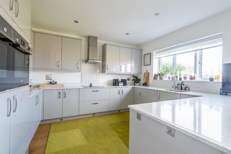 Property photo: Kitchen.jpg