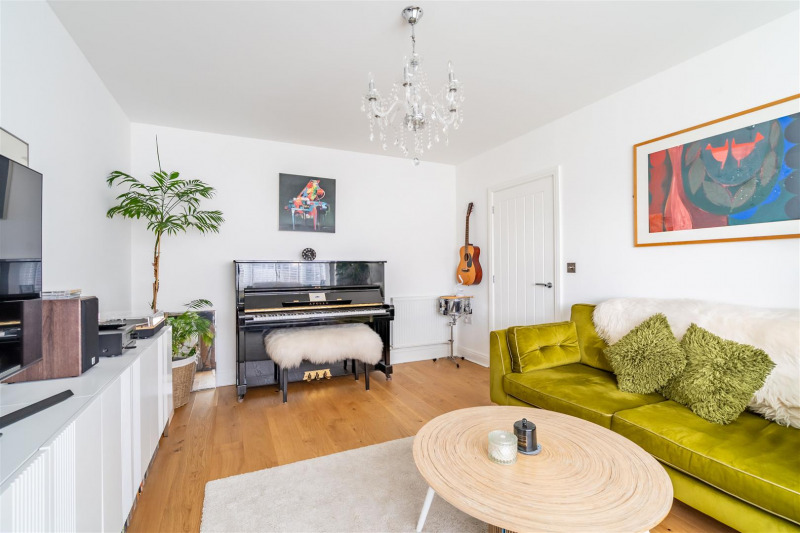 Property photo: Lounge Piano.jpg