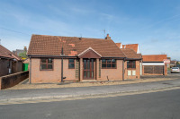 manor farm close-15.jpg