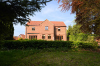 Lila Lodge Rear 2.jpg